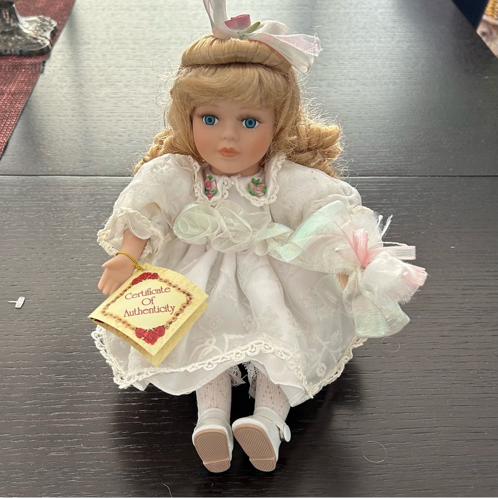 Collectors Choice Porcelain Doll in White Dress with Blonde Hair - Picture 7 of 7